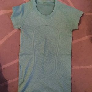 Lululemon Classic Tee
